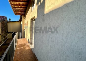 Balcone - Casa indipendente Costa Volpino - foto 16