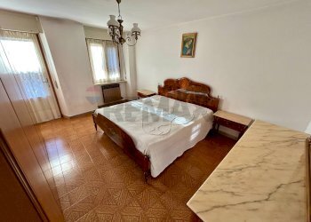 Camera / camera da letto - Casa indipendente Costa Volpino - foto 22