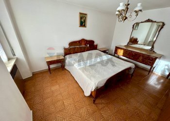 Camera / camera da letto - Casa indipendente Costa Volpino - foto 25