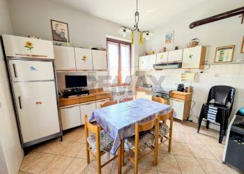 Sala da pranzo - Trilocale Artogne - foto 4
