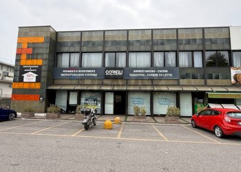 Edificio all\'aperto - Stabile - Palazzo VIA TRIESTE
 
12, Osio Sotto - foto 1