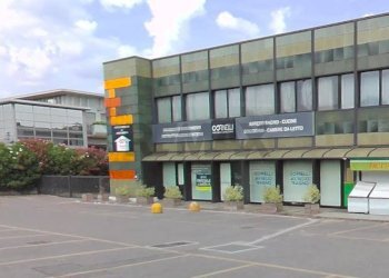 Edificio all\'aperto - Locale Commerciale VIA TRIESTE
 
12, Osio Sotto - foto 3