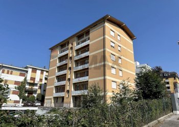 Edificio all\'aperto - Appartamento Belluno - foto 1
