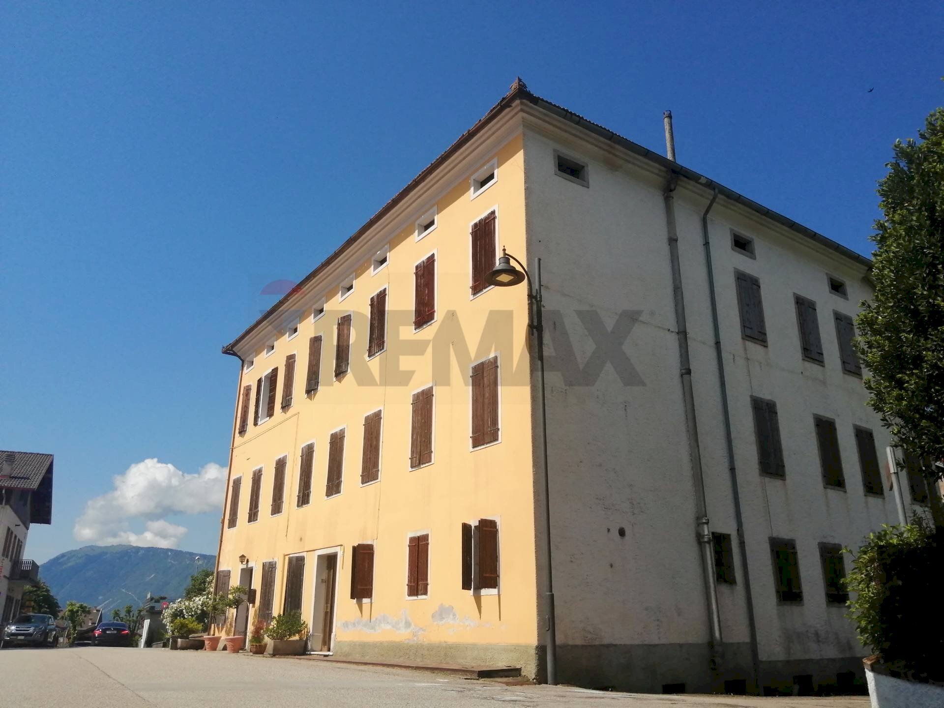 Edificio all\'aperto - Semi-detached house Alpago - photo 2