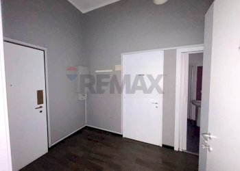 Hall / corridoio - Shop via magnani Ricotti
 
8, Novara - photo 12