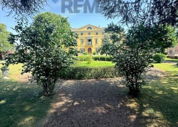 Giardino - Casa indipendente via Ferraris Napoleone
 
34, Castel San Giovanni - foto 31