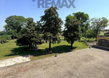 Giardino - Casa indipendente via Ferraris Napoleone
 
34, Castel San Giovanni - foto 35