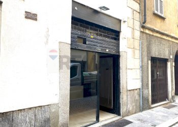 Edificio all\'aperto - Shop Pavia - photo 1