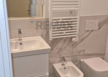 Bagno 1 - Trilocale VIA BOCCACCIO
 
24, Milano - foto 15