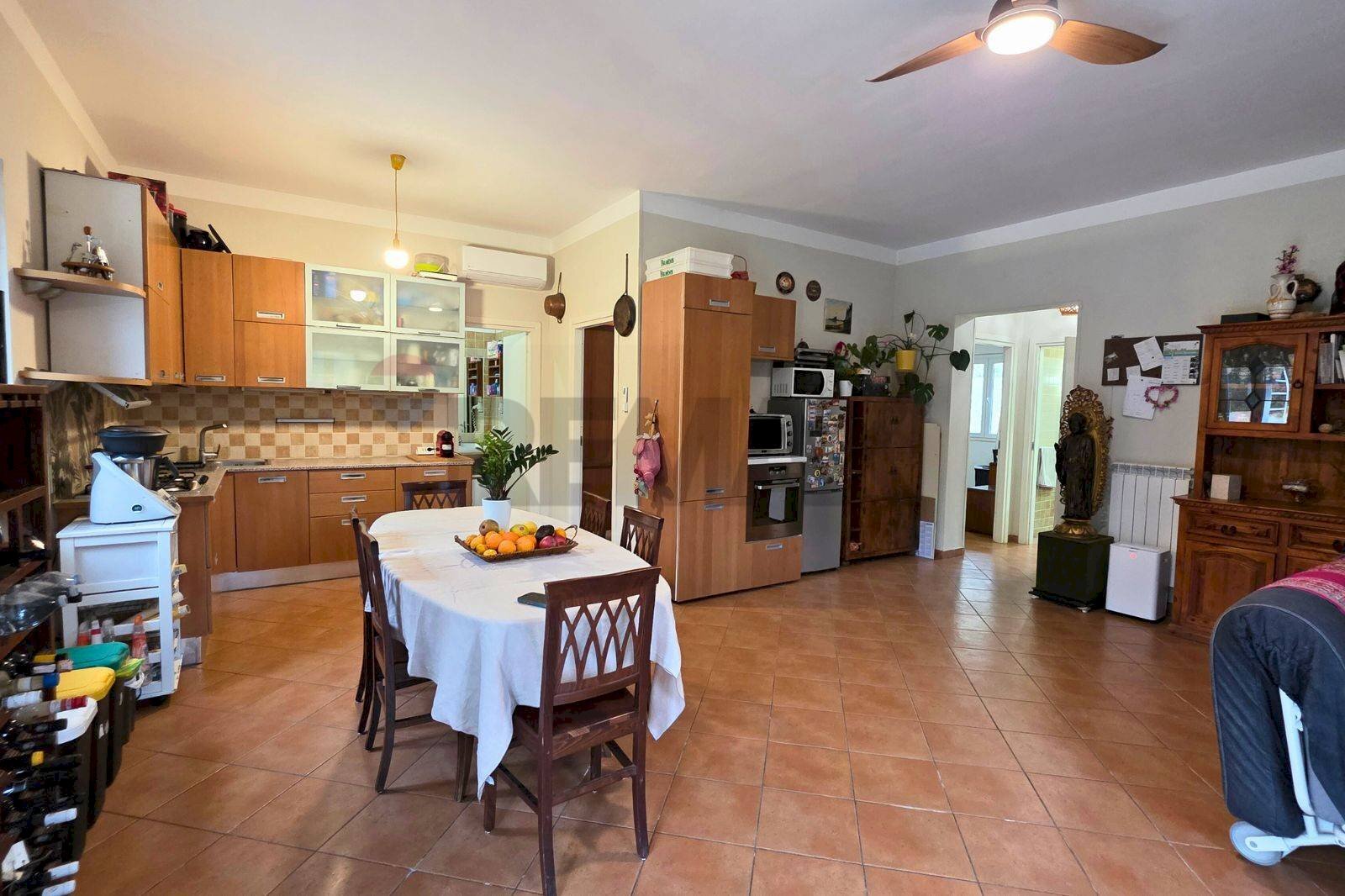 Sala da pranzo - Villa Località Rosavena, Vieste - photo 2