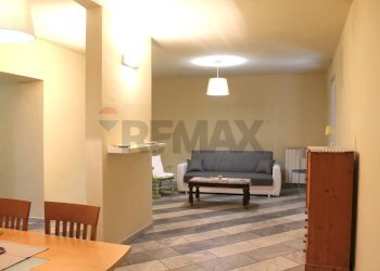 Sala da pranzo - Appartamento Borgo a Mozzano - foto 1