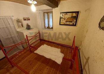 Hall / corridoio - Casa indipendente Minucciano - foto 42