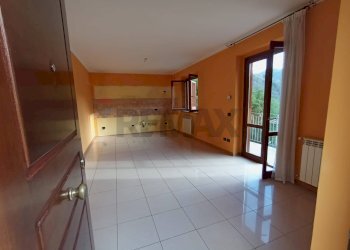 Stanza vuota - Quadrilocale Bagni di Lucca - foto 4