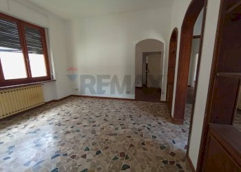 Stanza vuota - Appartamento Borgo a Mozzano - foto 11