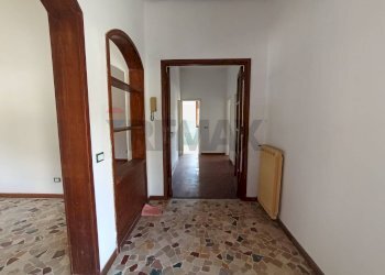 Hall / corridoio - Appartamento Borgo a Mozzano - foto 12