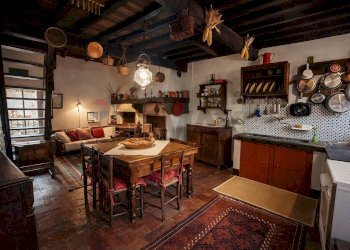 Sala da pranzo - Casa semi indipendente VIA DI CASTELLO, Coreglia Antelminelli - foto 4
