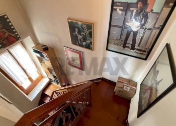 Scale - Casa semi indipendente San Marcello Piteglio - foto 3