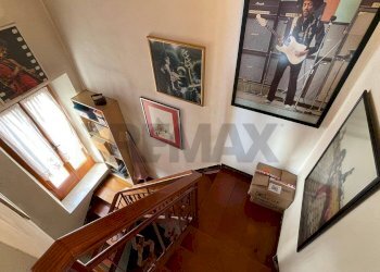 Scale - Casa semi indipendente San Marcello Piteglio - foto 6