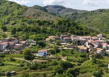 Vista delle montagne - Villa loc rontano
 
6, Castelnuovo di Garfagnana - foto 18