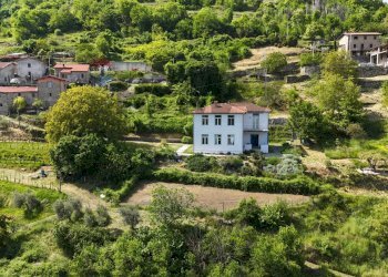 Casa all\'aperto - Villa loc rontano
 
6, Castelnuovo di Garfagnana - foto 19