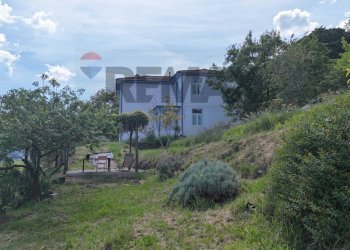 Giardino - Villa loc rontano
 
6, Castelnuovo di Garfagnana - foto 20