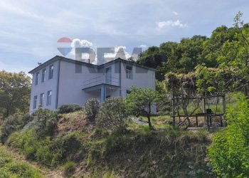 Casa all\'aperto - Villa loc rontano
 
6, Castelnuovo di Garfagnana - foto 21