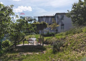 Giardino - Villa loc rontano
 
6, Castelnuovo di Garfagnana - foto 27
