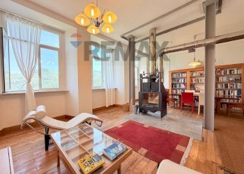 Soggiorno - Villa loc rontano
 
6, Castelnuovo di Garfagnana - foto 28
