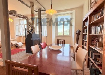 Sala da pranzo - Villa loc rontano
 
6, Castelnuovo di Garfagnana - foto 32