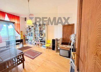 Ufficio - Villa loc rontano
 
6, Castelnuovo di Garfagnana - foto 58