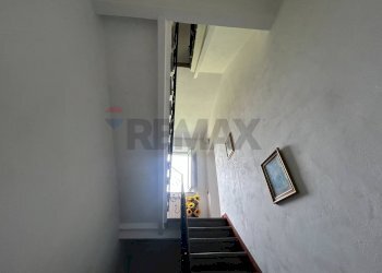 Scale - Casa semi indipendente Bagni di Lucca - foto 7
