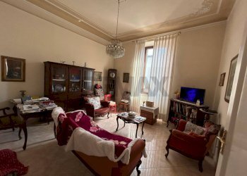 Soggiorno - Appartamento Barga - foto 2