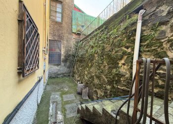 Giardino - Casa semi indipendente Coreglia Antelminelli - foto 9