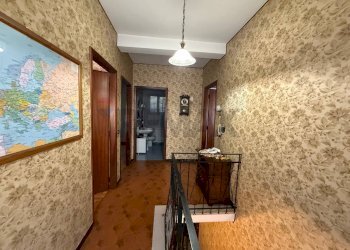 Hall / corridoio - Casa semi indipendente Coreglia Antelminelli - foto 23