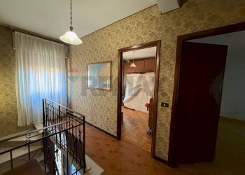 Hall / corridoio - Casa semi indipendente Coreglia Antelminelli - foto 30