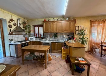 Cucina - Casa semi indipendente Coreglia Antelminelli - foto 11