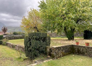 Giardino - Casa indipendente Coreglia Antelminelli - foto 4