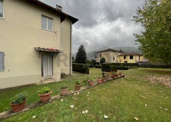 Giardino - Casa indipendente Coreglia Antelminelli - foto 14