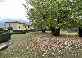 Giardino - Casa indipendente Coreglia Antelminelli - foto 15