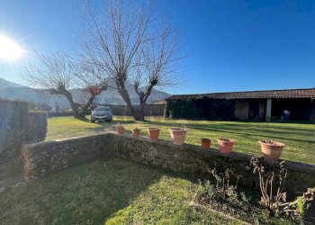 Giardino - Casa indipendente Coreglia Antelminelli - foto 30