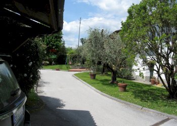 Giardino - Casa indipendente Barga - foto 3