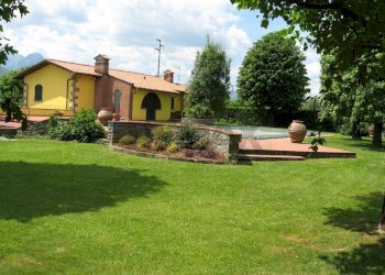 Giardino - Casa indipendente Barga - foto 13