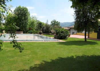 Giardino - Casa indipendente Barga - foto 17