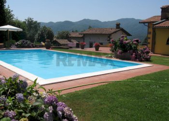 Piscina - Casa indipendente Barga - foto 54