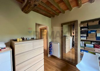 Camera / camera da letto - Casa semi indipendente località Debbio
 
3, Bagni di Lucca - foto 16