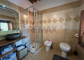 Bagno - Casa semi indipendente località Debbio
 
3, Bagni di Lucca - foto 20