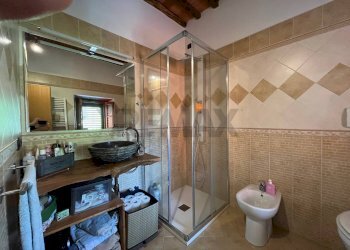 Bagno - Casa semi indipendente località Debbio
 
3, Bagni di Lucca - foto 21