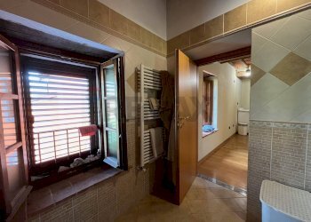 Ricezione / Lobby - Casa semi indipendente località Debbio
 
3, Bagni di Lucca - foto 23