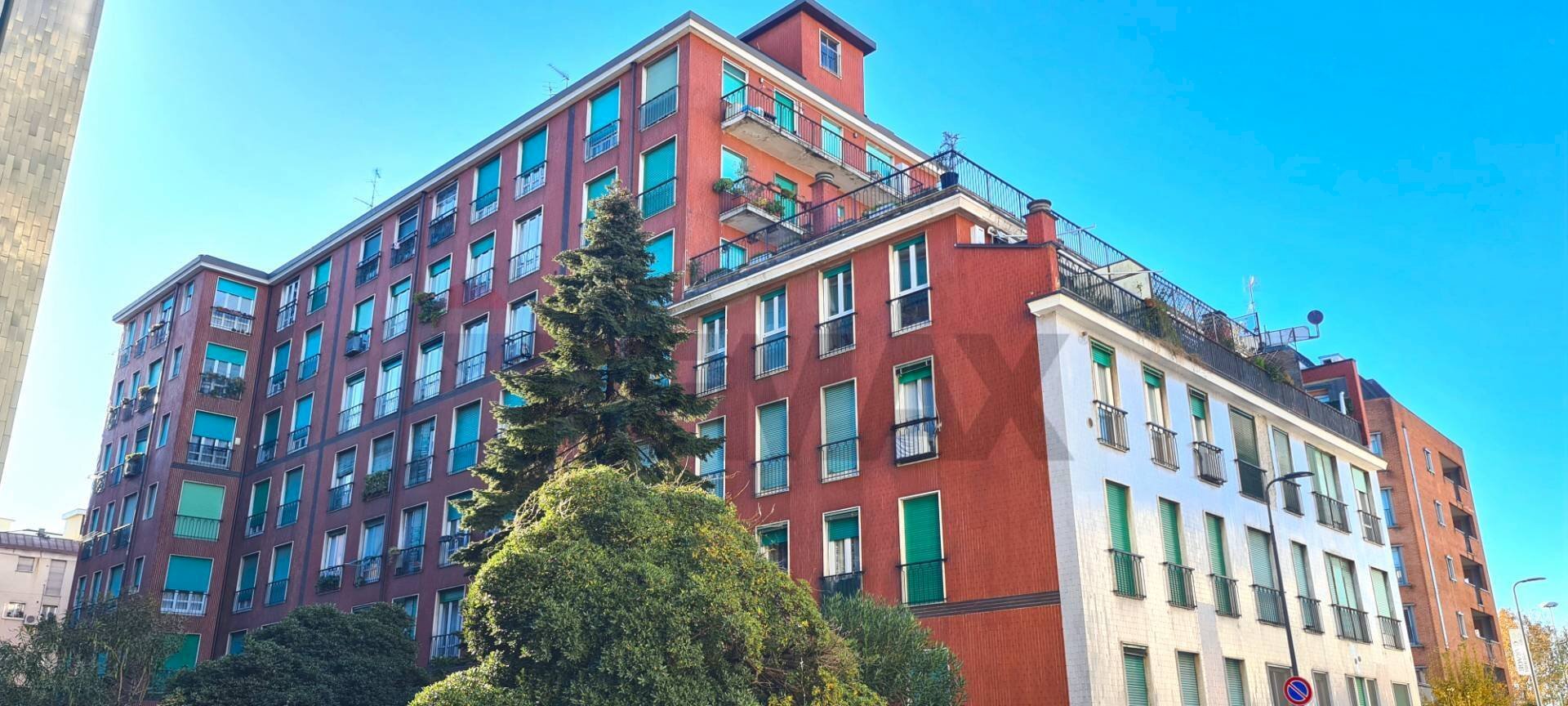 Edificio all\'aperto - Two-room apartment Via Arrivabene
 
15, Milano - photo 1