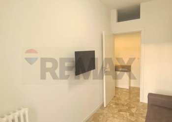 Soggiorno - Bilocale Via Arrivabene
 
15, Milano - foto 20